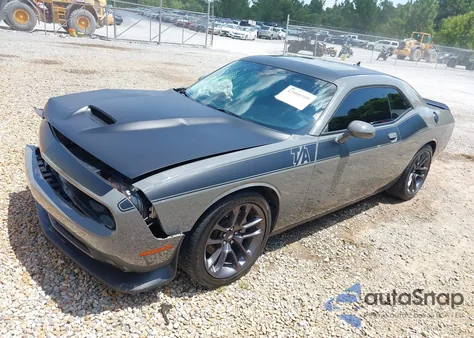 2023 Dodge Challenger R/T z USA, uszkodzony, nr VIN 2C3CDZBT2PH600056